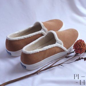 Keds tan suede shoes with cream sherpa inside